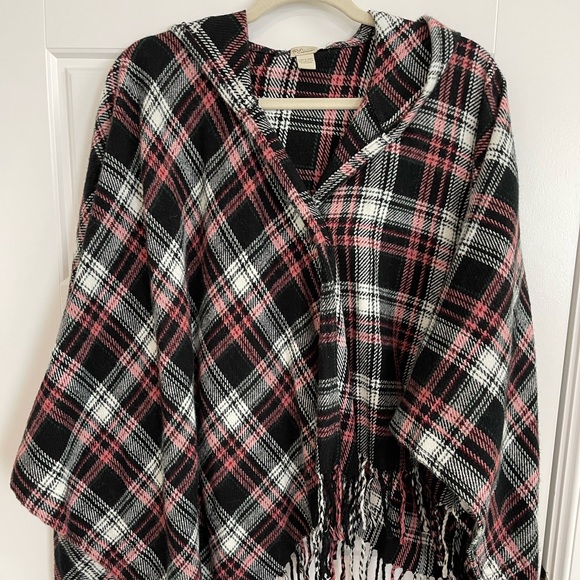 Spun Scarves by Total Luxury Sweaters - Spun Scarves by Subtle Luxury wrap poncho